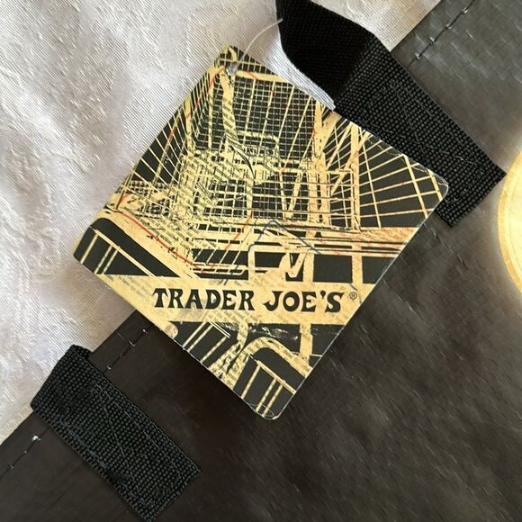 Trader Joe’s Nocturne Reusable Grocery Tote Bag Rare Collectible - Picture 4 of 4